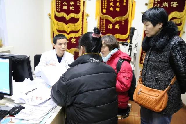 全國最佳民營眼科醫(yī)師彭志華：鉆研眼科激光術(shù)，一改“飛蚊”難困局_中國眼科網(wǎng)_yanke360.com